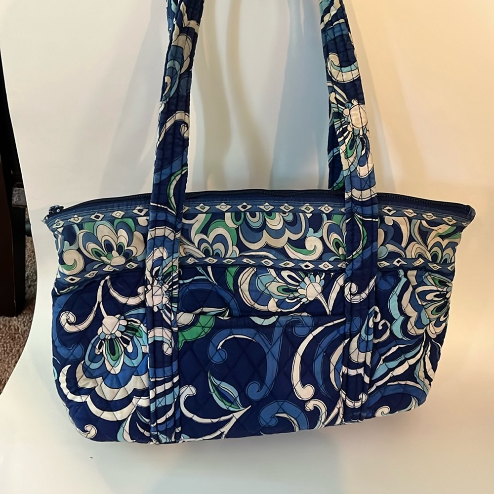 Flash sale BUNDLE AND SAVE Vera Bradley Tote